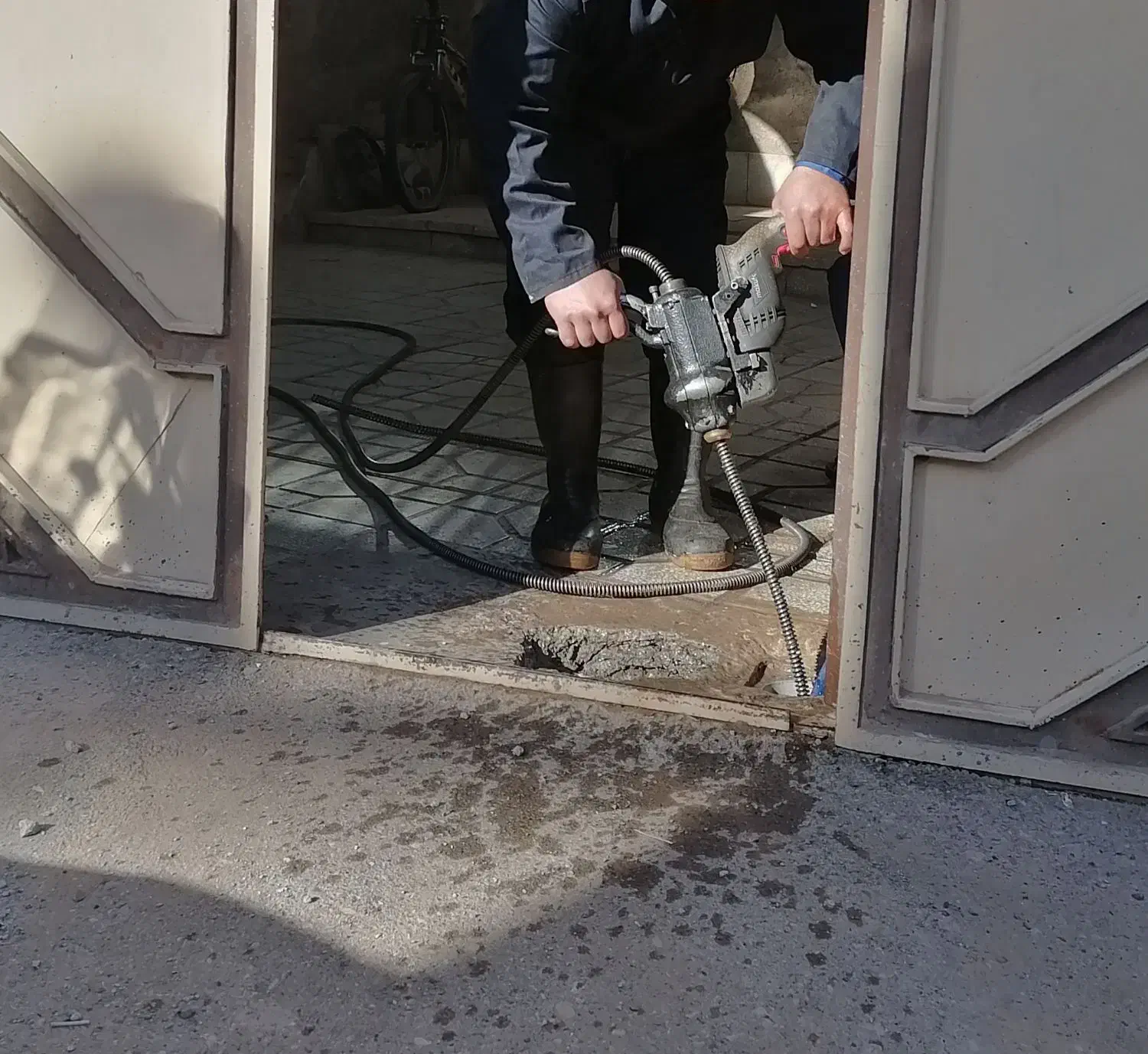 لوله بازکنی با فنر برقی و دستگاه باد|خدمات پیشه و مهارت|سبزوار, جهاد کشاورزی|دیوار