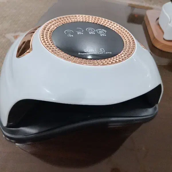 دستگاه یووی|آرایشی، بهداشتی، درمانی|بندر انزلی, آذربایجان|دیوار