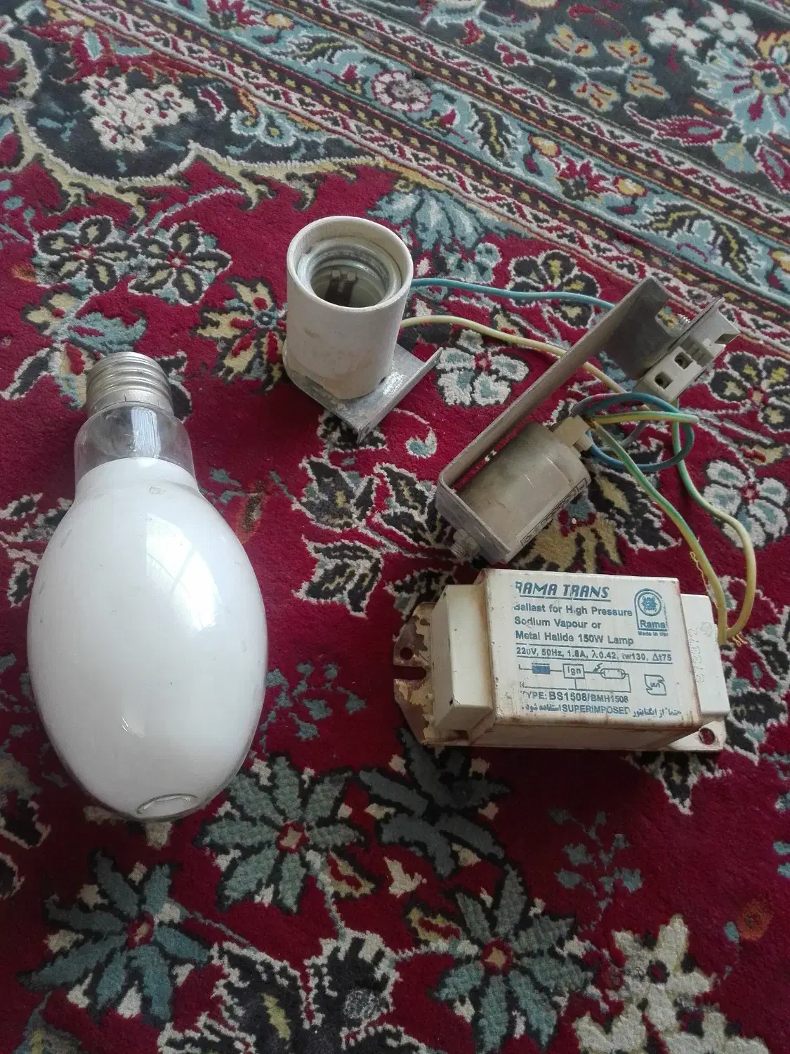 لامپ گازی قیمت مناسب|لامپ و چراغ|اصفهان, قهجاورستان|دیوار