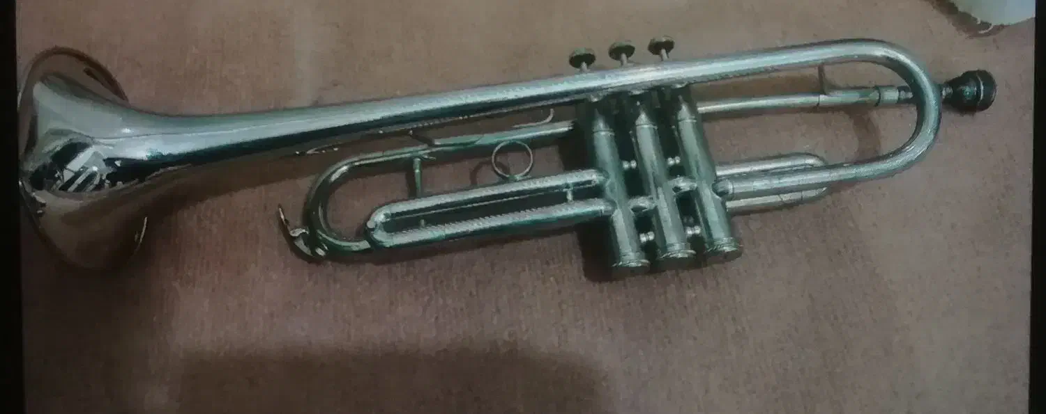 ترومپت مدل PARROT سالم وبسیارزیبا|سازهای بادی|کرمانشاه, |دیوار