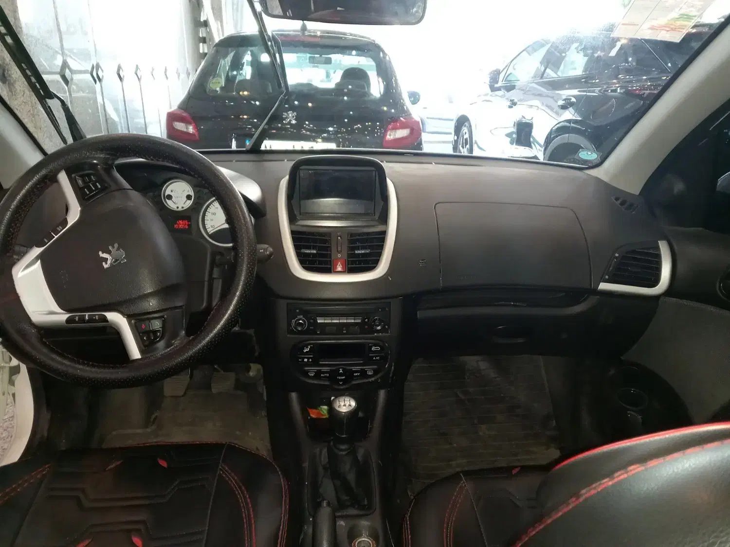 فروش نقدی ۲۰۷ دنده سقف پاناروما سفید - مدل ۱۴۰۱|خودرو سواری و وانت|تهران, آسمان|دیوار