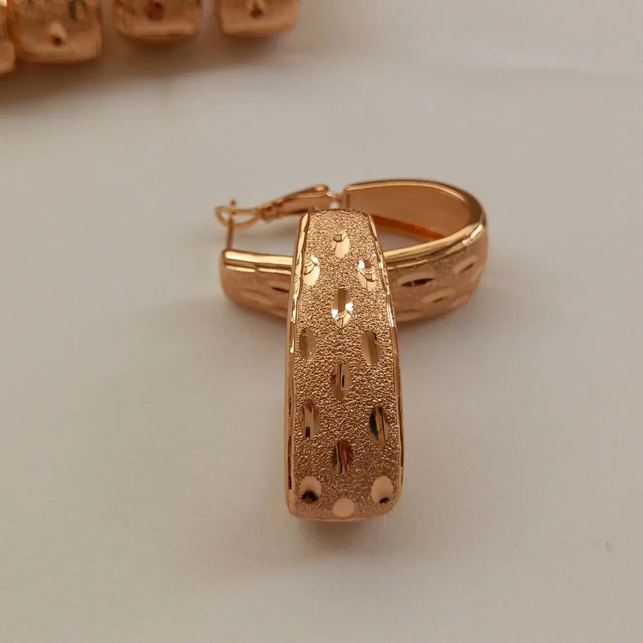 فروش گوشواره ژوپینگ طرح طلا ضد حساسیت|بدلیجات|تهران, طیب|دیوار