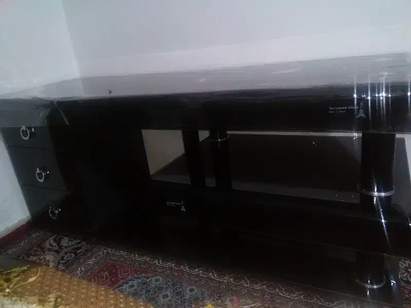 میز تلویزیون شیشه ای|میز تلویزیون|خرمدره, |دیوار