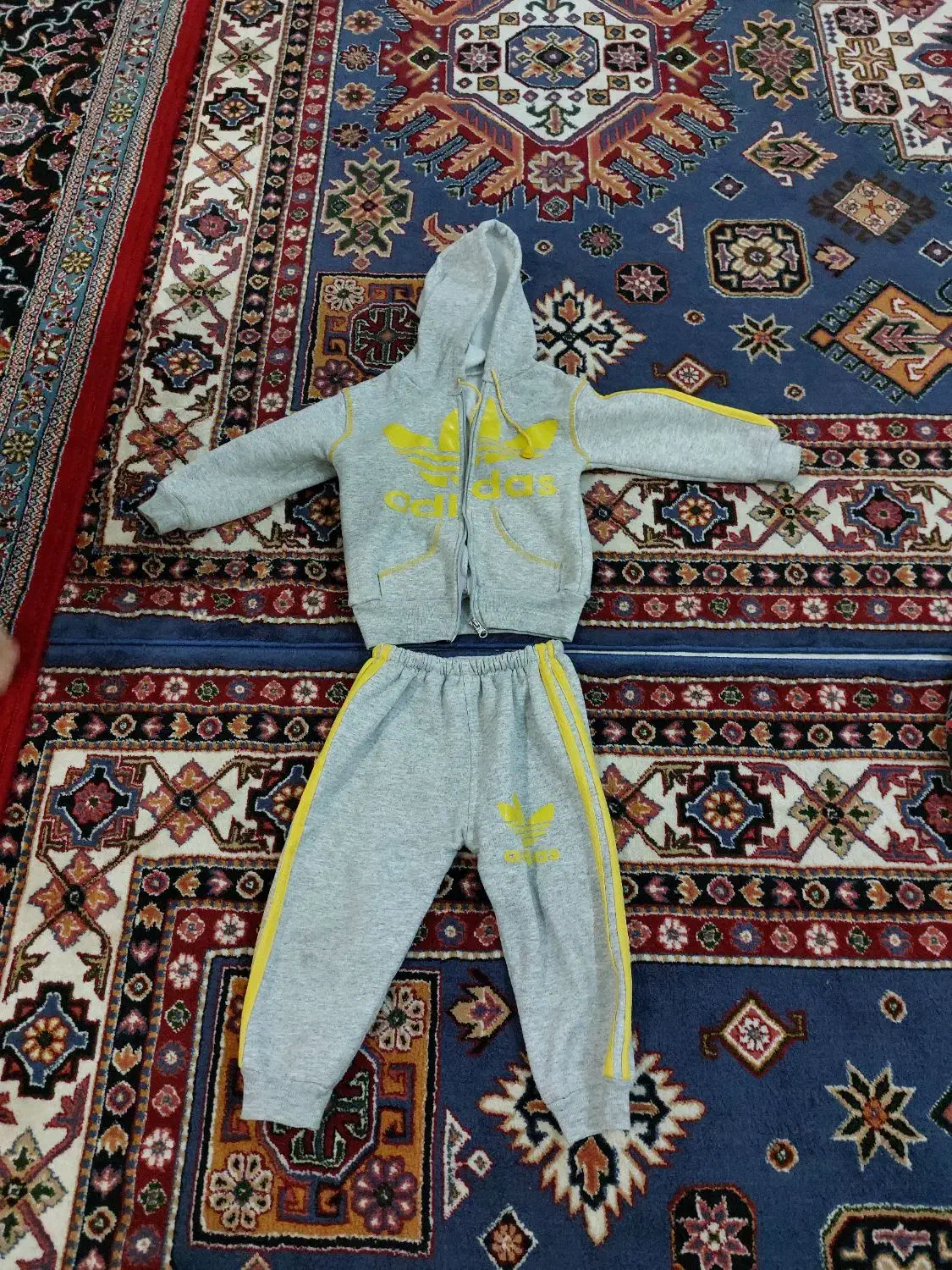 لباس بچگانه|کفش و لباس بچه|خرم‌آباد, |دیوار