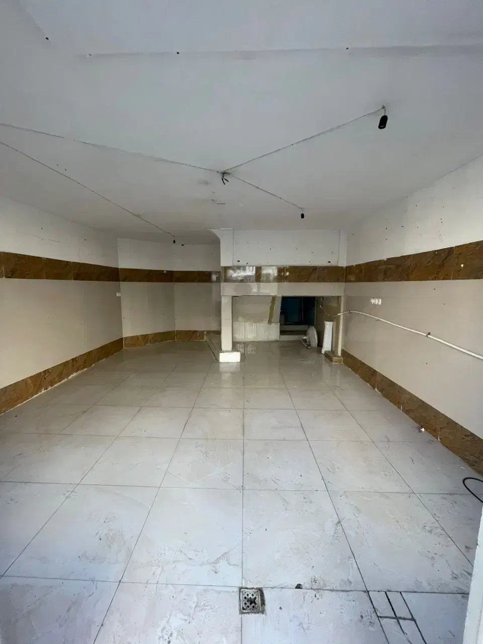 مغازه ۳۲ متری//کوچه مدرسه قمی|فروش مغازه و غرفه|پاکدشت, پاکدشت (مامازند)|دیوار