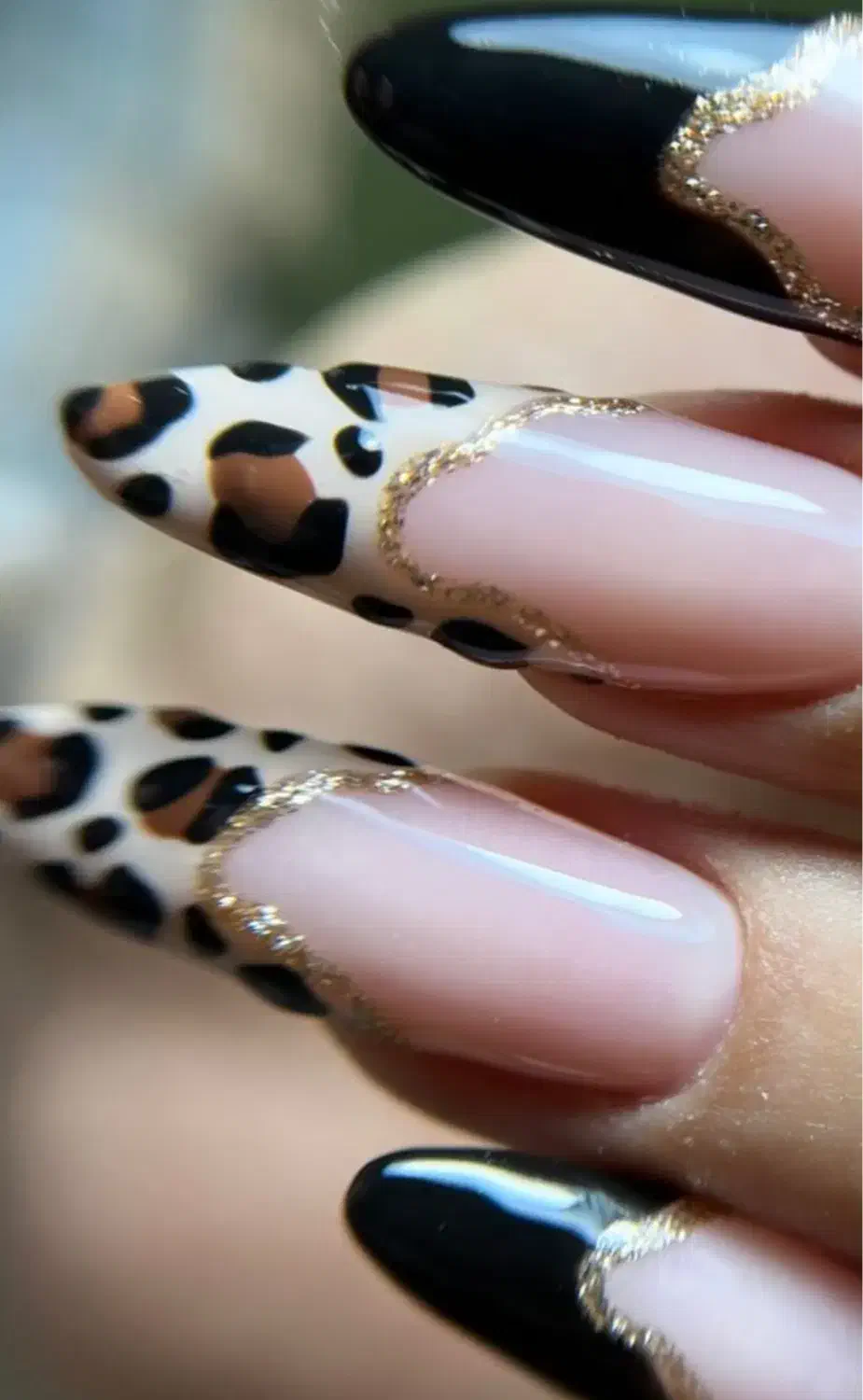 مدل کاشت و ترمیم ناخن  برای البوم|خدمات آرایشگری و زیبایی|تهران, والفجر (افسریه)|دیوار