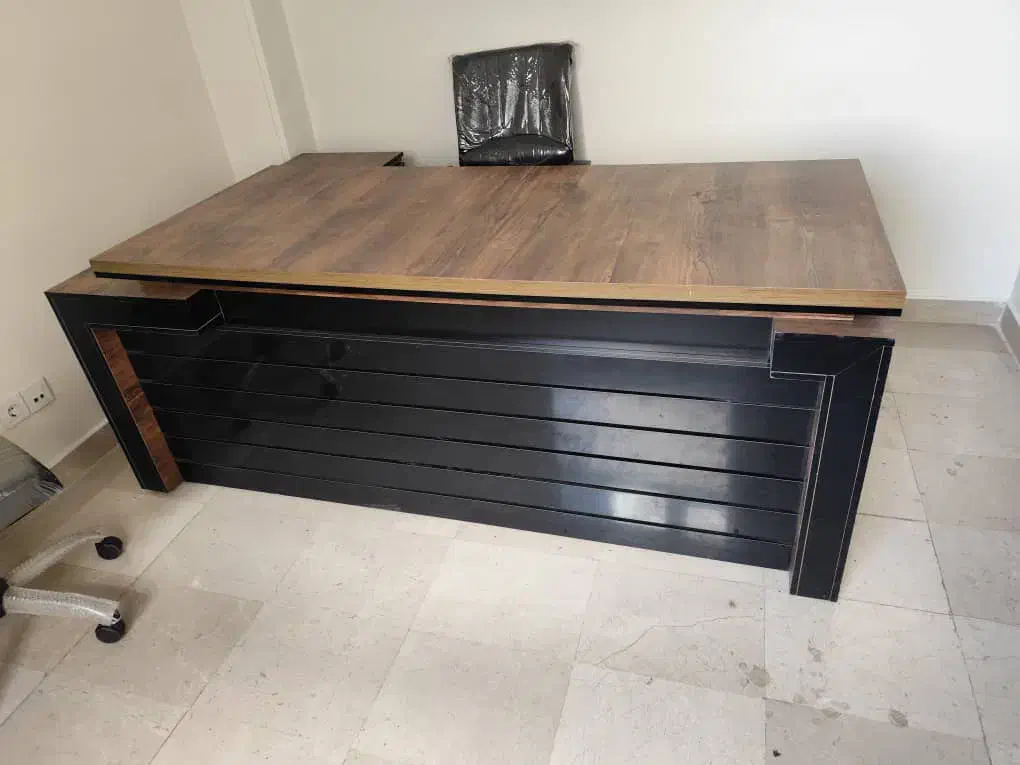 میز مدیریتی ال مانند|دفتر کار|قدس, شهر‌قدس|دیوار