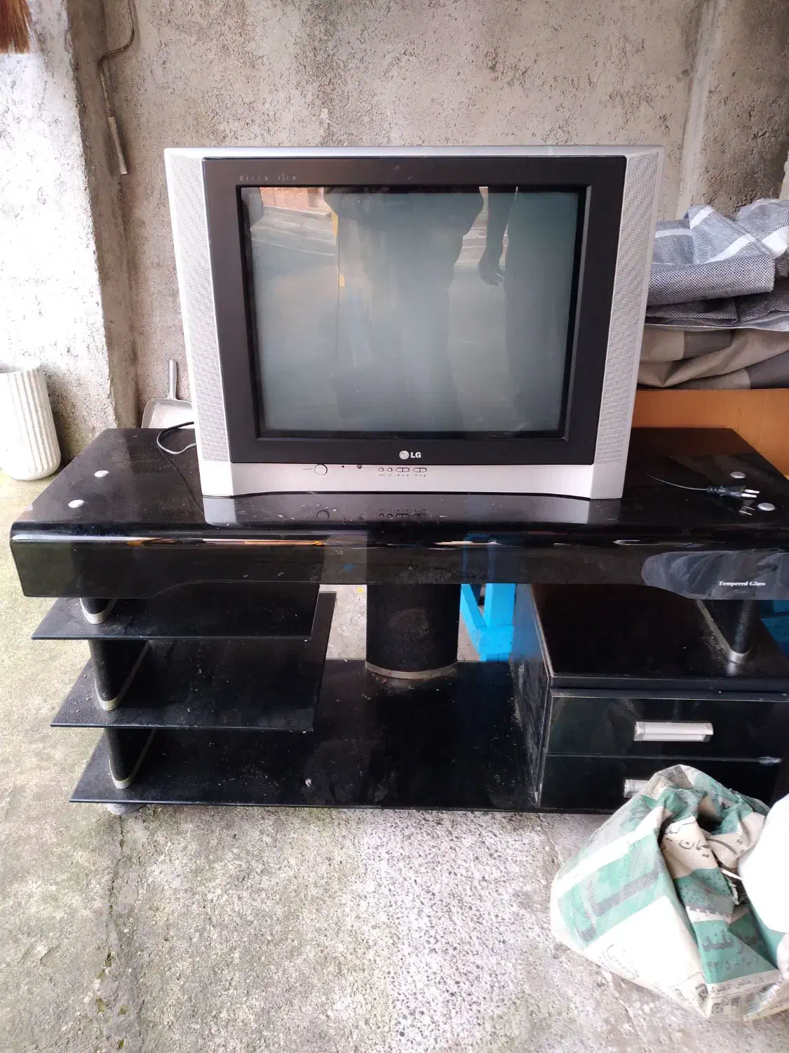 تلویزیون ۲۱الجی|تلویزیون و پروژکتور|خمام, |دیوار