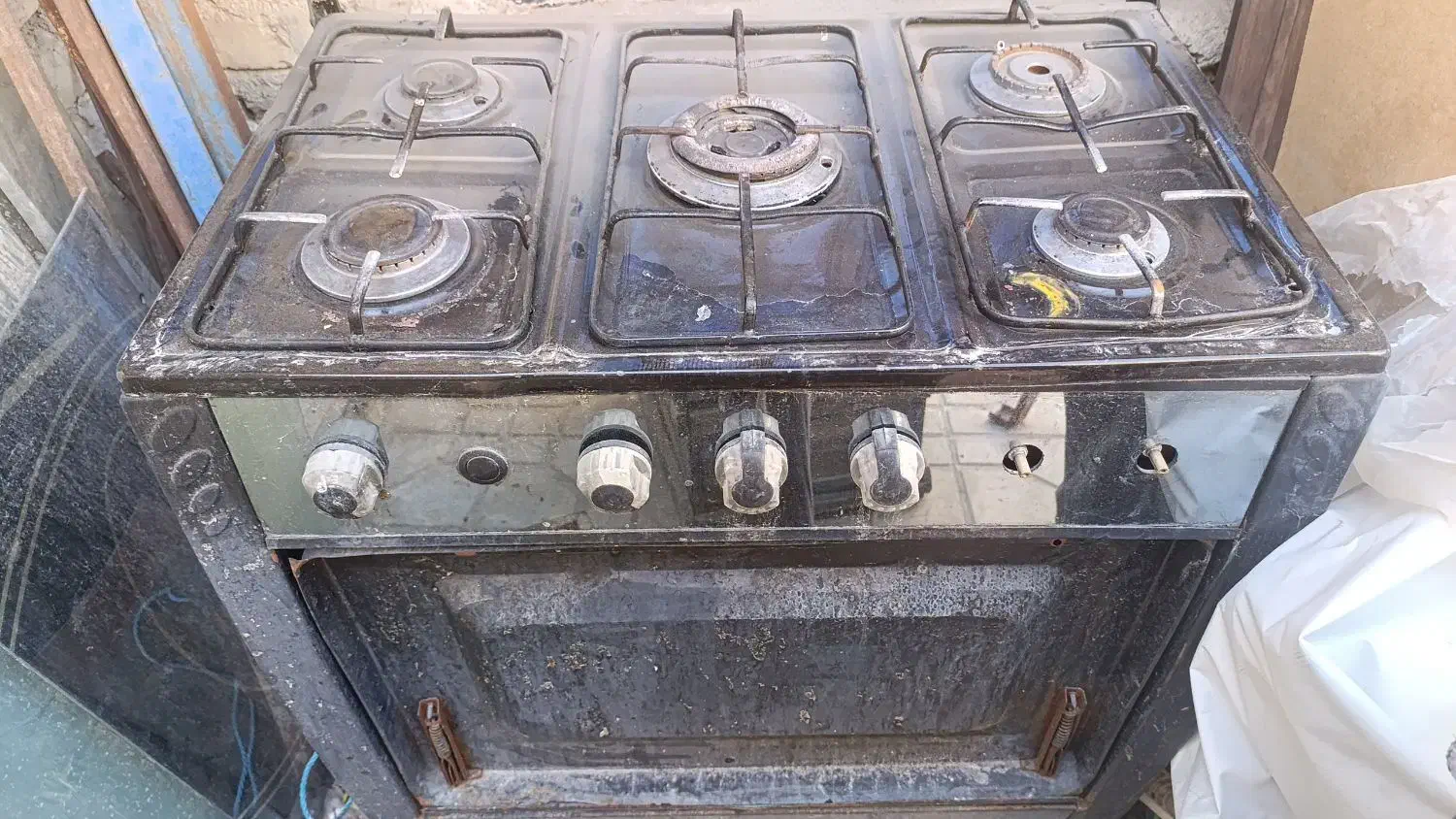 گاز طرح فر 5شعله|اجاق گاز و لوازم برقی پخت‌وپز|شیراز, کوشک میدان|دیوار