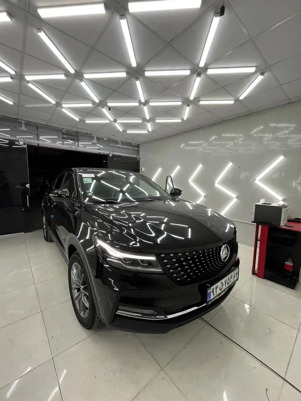 کارشناسی رنگ فرهاد شعبه ۲|خدمات موتور و ماشین|شیراز, محمدیه|دیوار