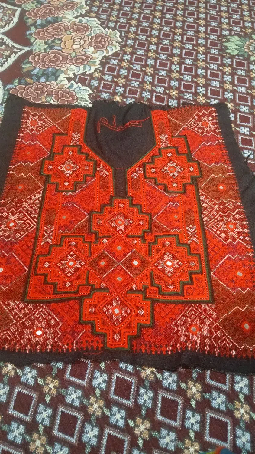 زیاستین|لباس|زهک, |دیوار