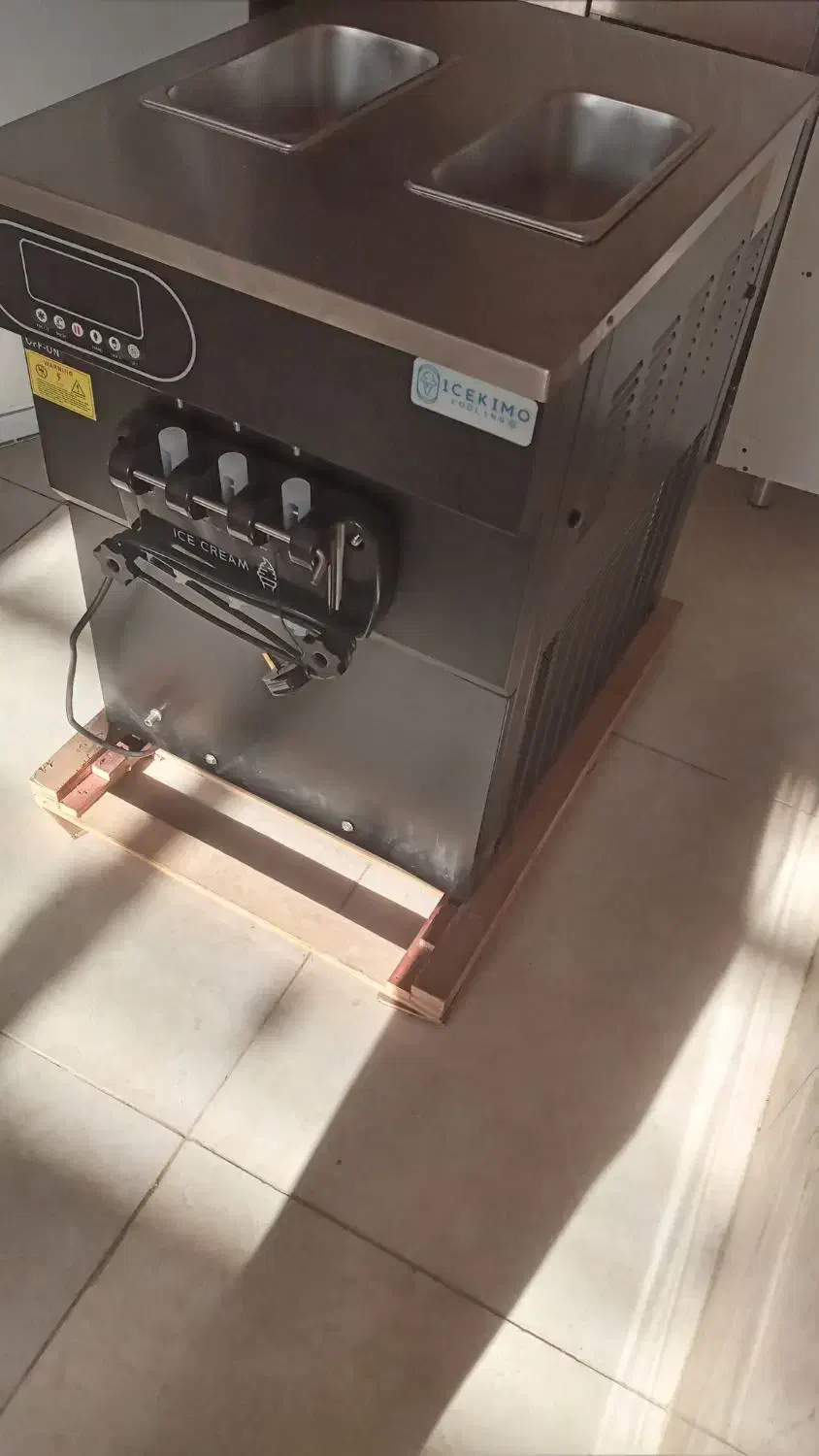 دستگاه بستنی دوموتور مونتاژ چین|کافیشاپ و رستوران|شیراز, کیان آباد|دیوار