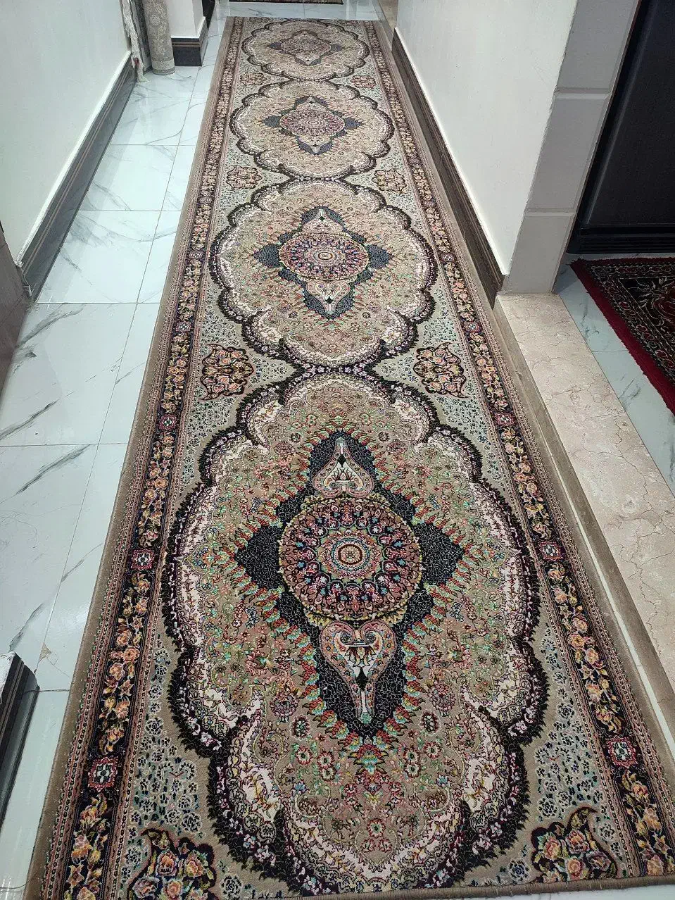 کناره 700شانه اصل|فرش|مهاباد (آذربایجان غربی), |دیوار