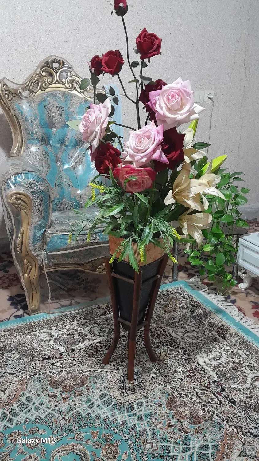 گل وگلدان|گل مصنوعی|چهارباغ, |دیوار