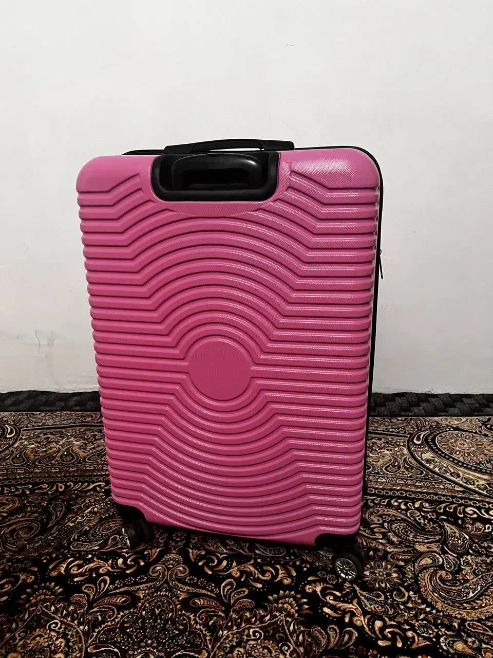 چمدان کاملا سالم|کیف، کفش، کمربند|رشت, جانبازان|دیوار