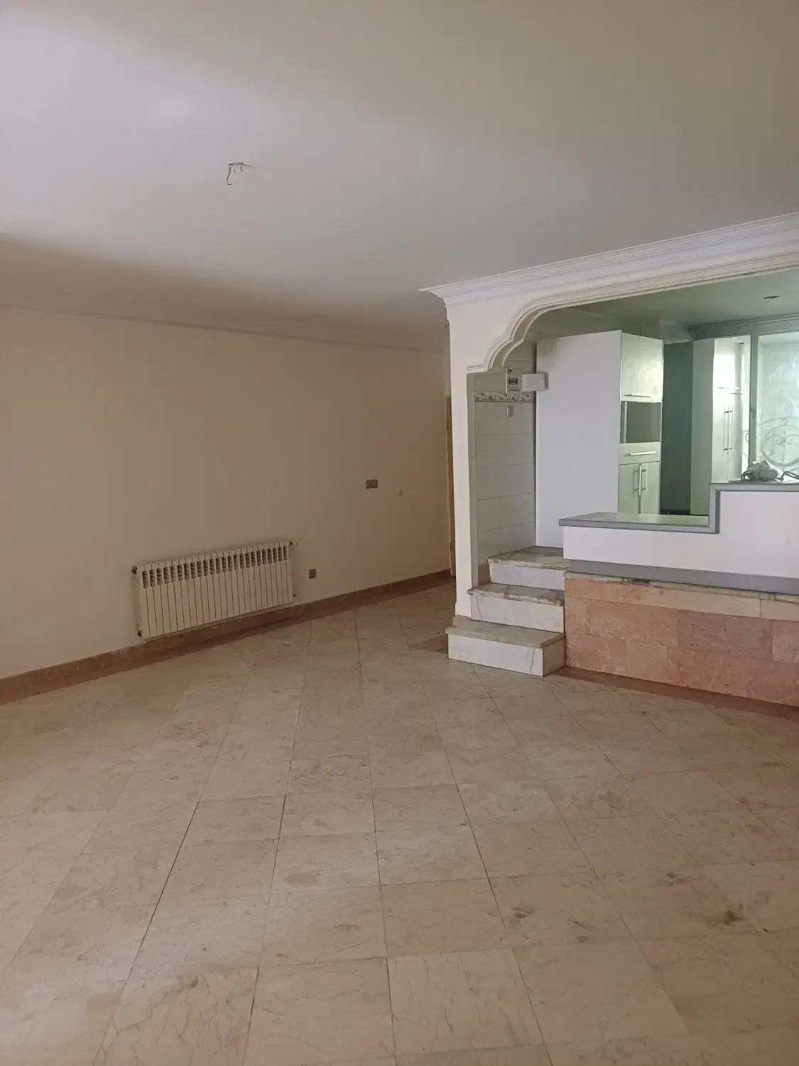 ۱۰۷ متری / دوخوابه / تک واحدی