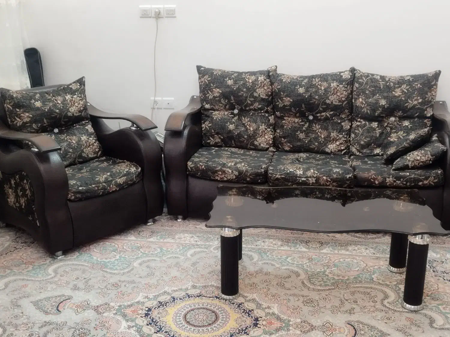 مبلمان راحتی نیمه استیل ۹نفره با ۴عسلی|مبلمان خانگی و میز عسلی|قم, حنیف نژاد|دیوار