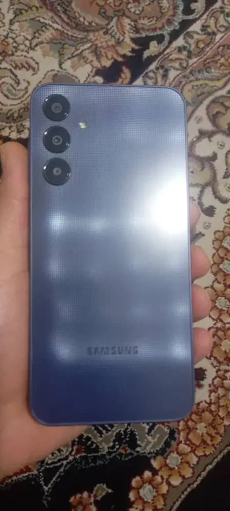 گوشی a25 به همراه شارژراصل|موبایل|چهارباغ, |دیوار