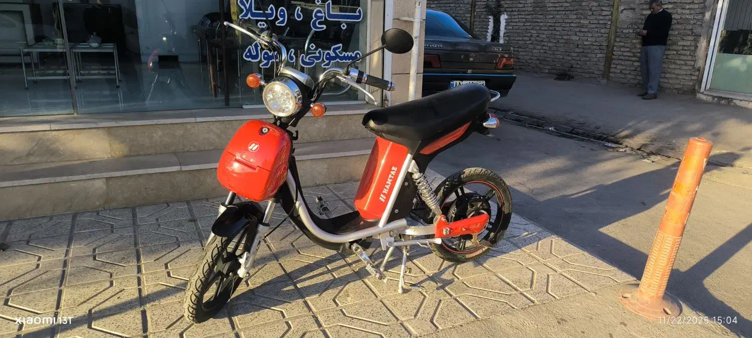 موتور برقی همتاز در حد نو (باتری لیتیومی)|موتورسیکلت|مشهد, آزادشهر|دیوار