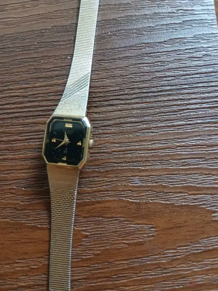 ساعت  انتیک 40 سال پیش|کلکسیون اشیاء عتیقه|تبریز, |دیوار