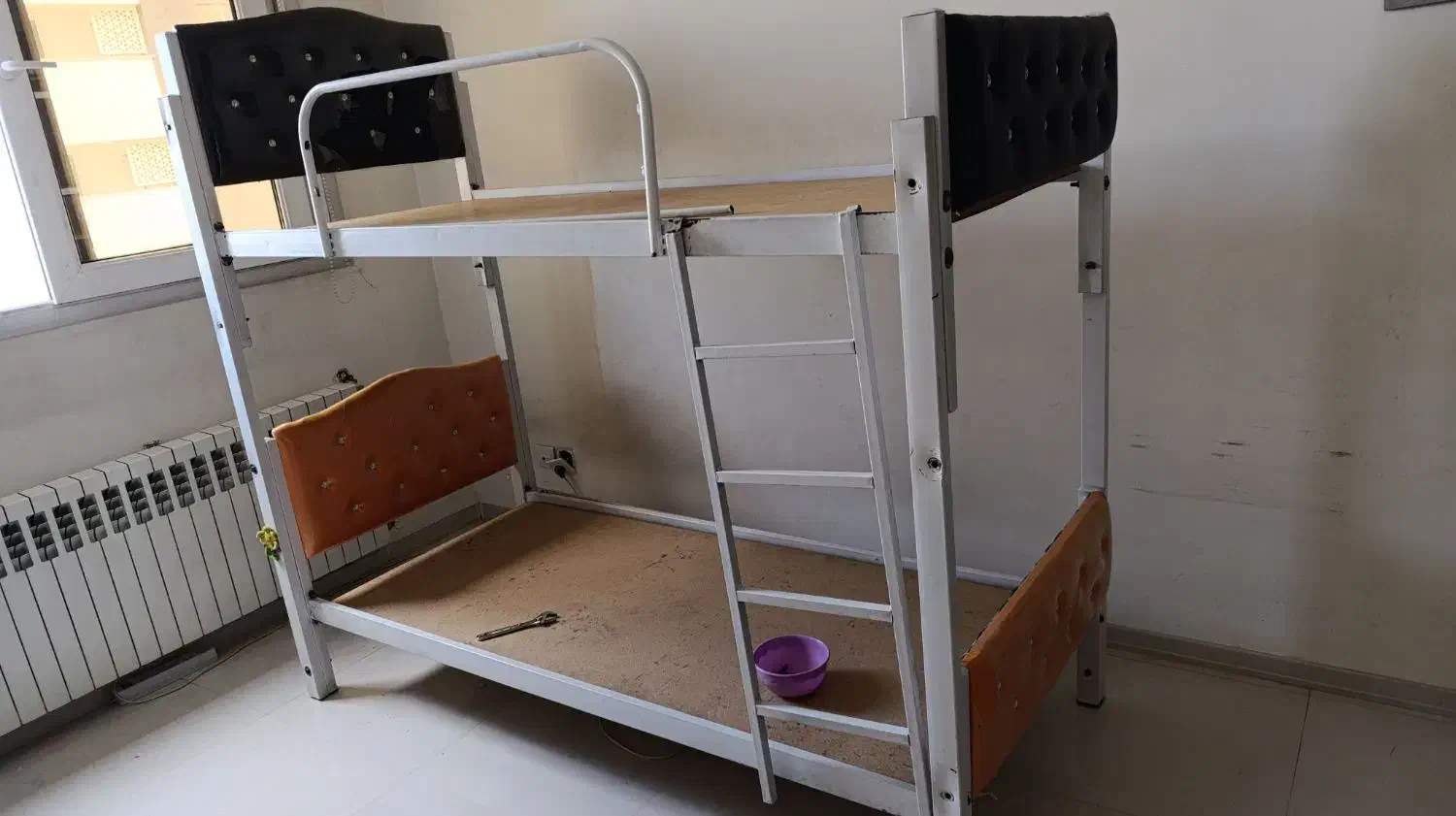 تخت دو طبقه فلزی|تخت و سرویس خواب|مشهد, شاهد (شهرک غرب)|دیوار