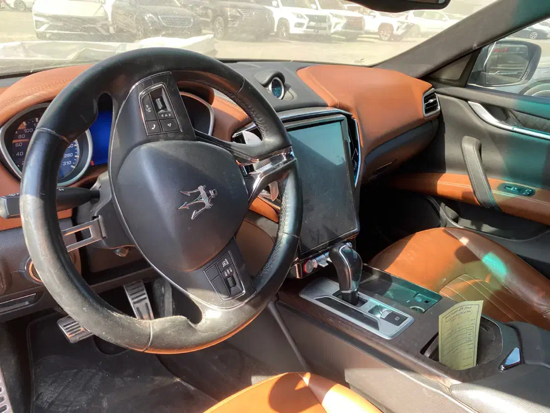 مازراتی گیبلی ۲۰۱۶ فول|خودرو سواری و وانت|رشت, هلال احمر|دیوار