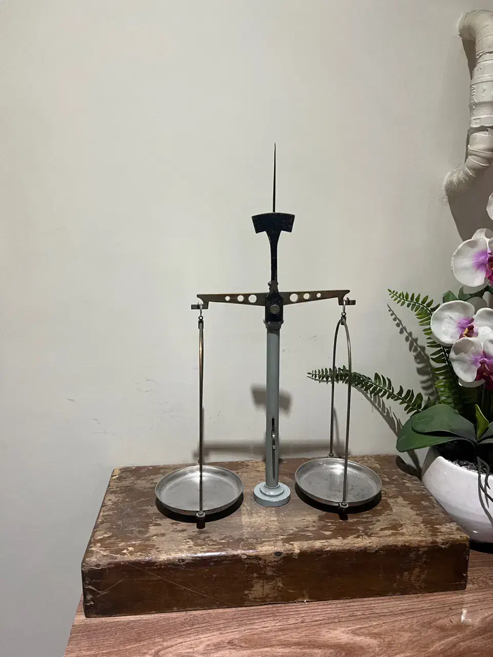 ترازوی زرگری|کلکسیون اشیاء عتیقه|تهران, صادقیه|دیوار