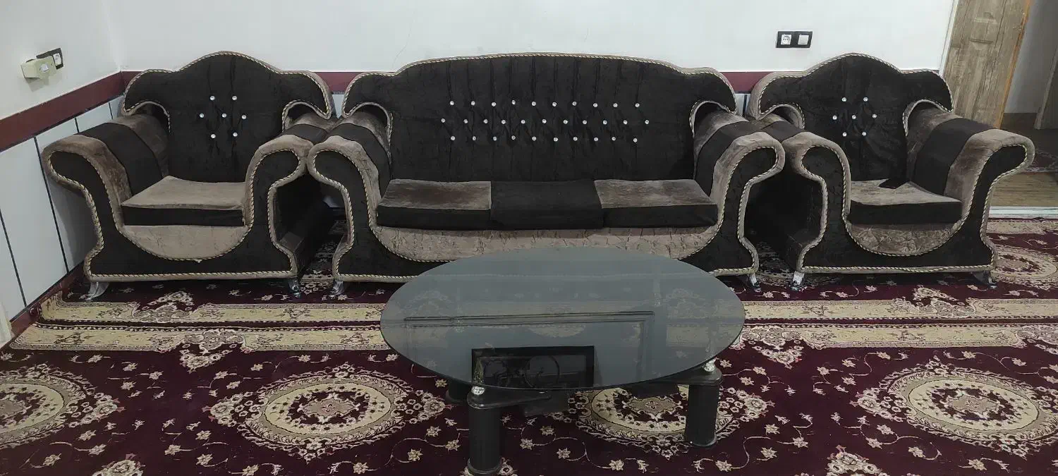 مبلمان هفت نفره همراه عسلی|مبلمان خانگی و میز عسلی|نهاوند, |دیوار