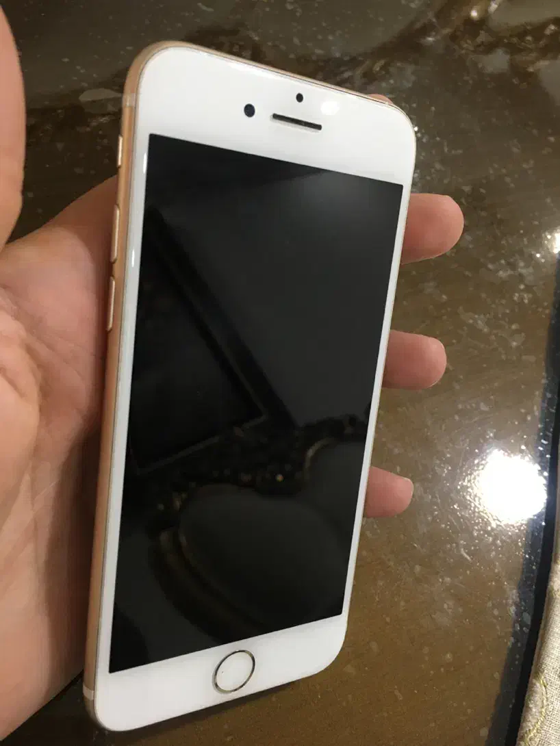 ایفون iPhone 7 با حافظهٔ ۱۲۸|موبایل|گنبد کاووس, |دیوار