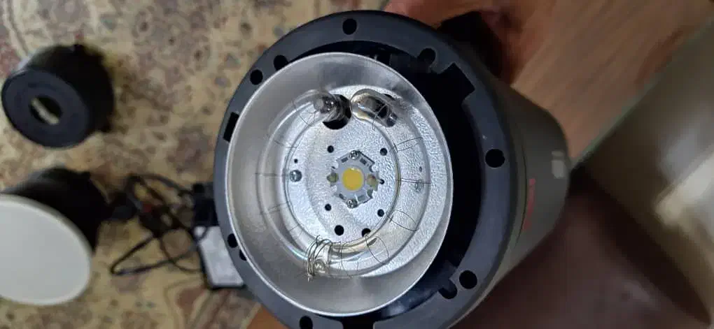 فلاش پرتابل جینبی|دوربین عکاسی و فیلمبرداری|شیراز, فرگاز|دیوار