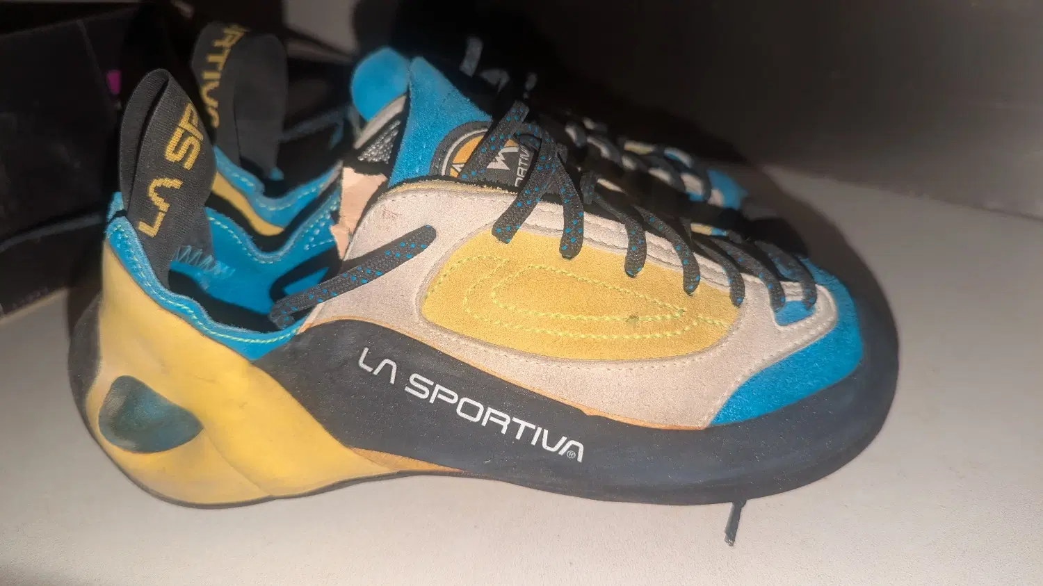 کفش سنگنوردی لسپورتیوا - la sportiva|کوهنوردی و کمپینگ|تهران, نجات اللهی|دیوار