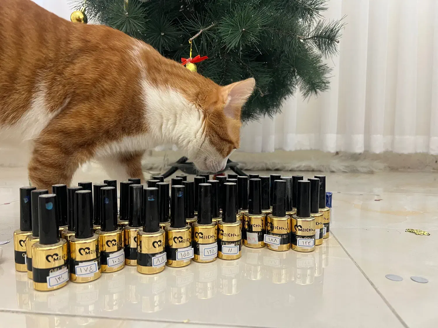 لاکژل meicha و A&e و pns وrabbitو coco|آرایشی، بهداشتی، درمانی|لاهیجان, شیشه گران|دیوار