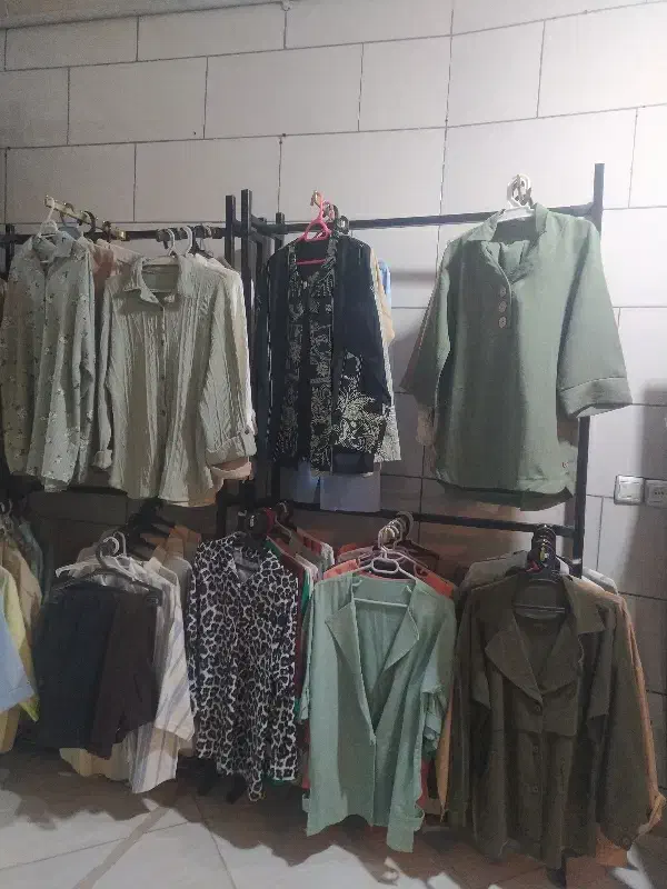 جهت واگذاری مانتو.کت .شلوار.کت مجلسی|لباس|کرمان, |دیوار