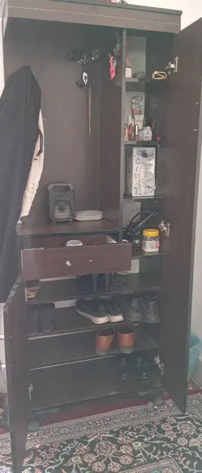 پادری و میز تی وی|جاکفشی، کمد، دراور|بم, |دیوار