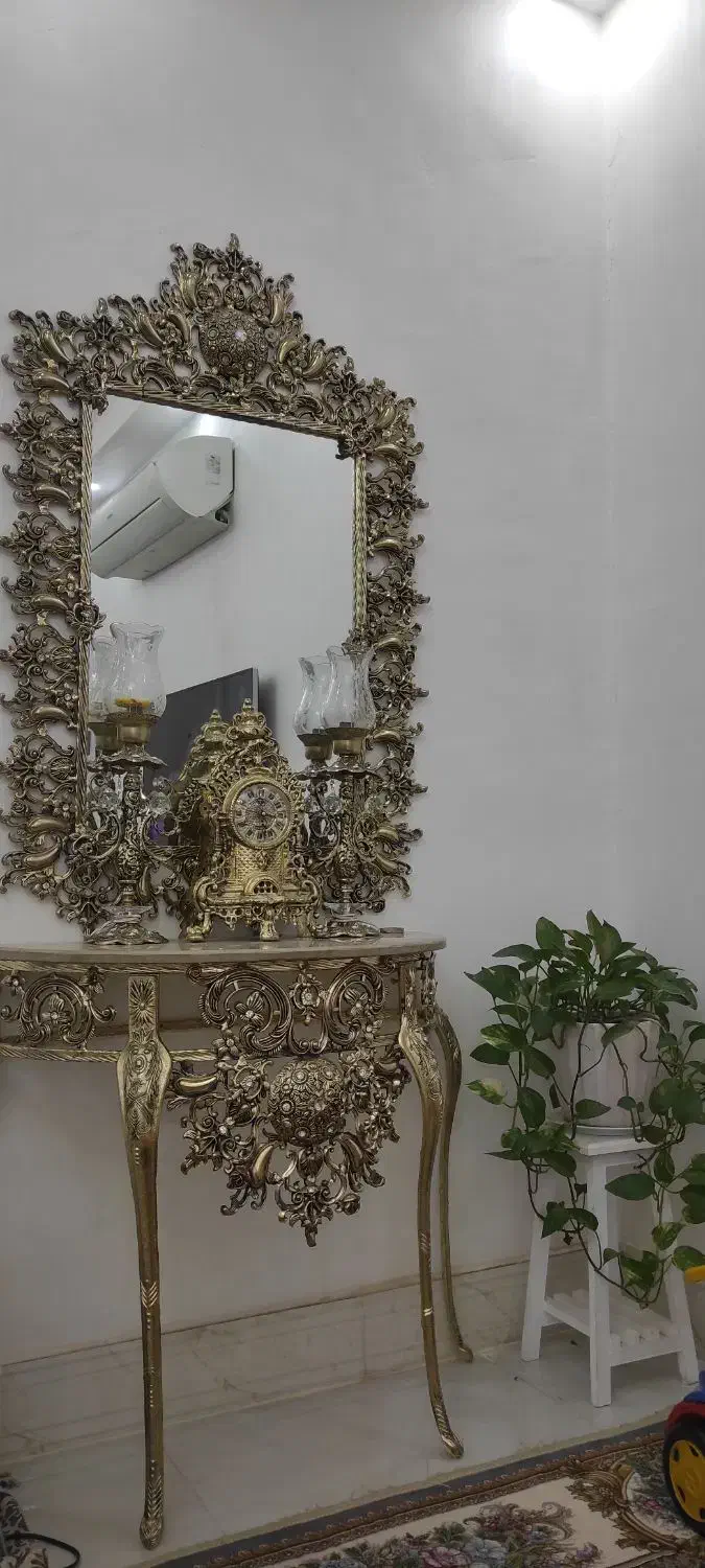 آینه وشمعدان|آینه|نظرآباد, نظرآباد|دیوار