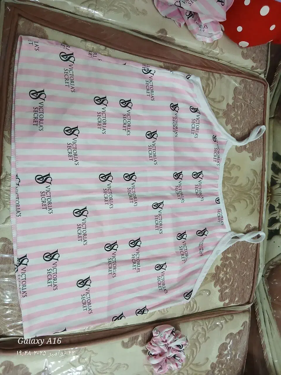 لباس|لباس|حبیب آباد, |دیوار