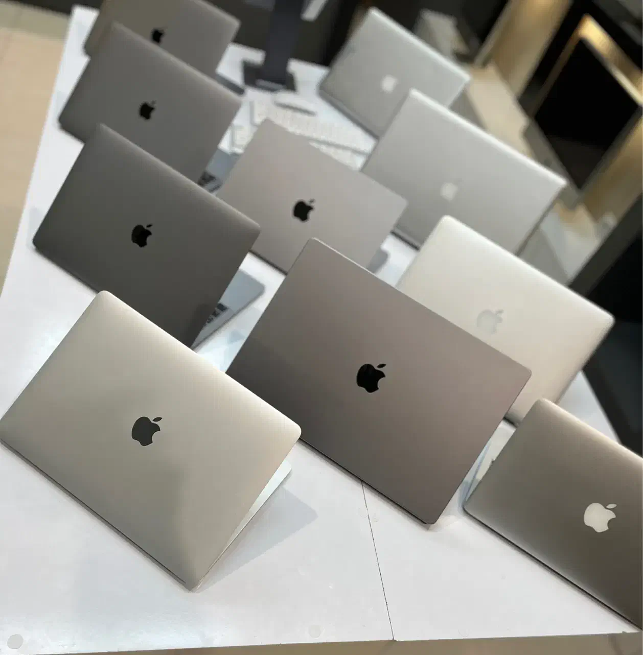 مک بوک ایر۲۰۲۰حافظه۲۵۶|رایانه همراه|یزد, |دیوار