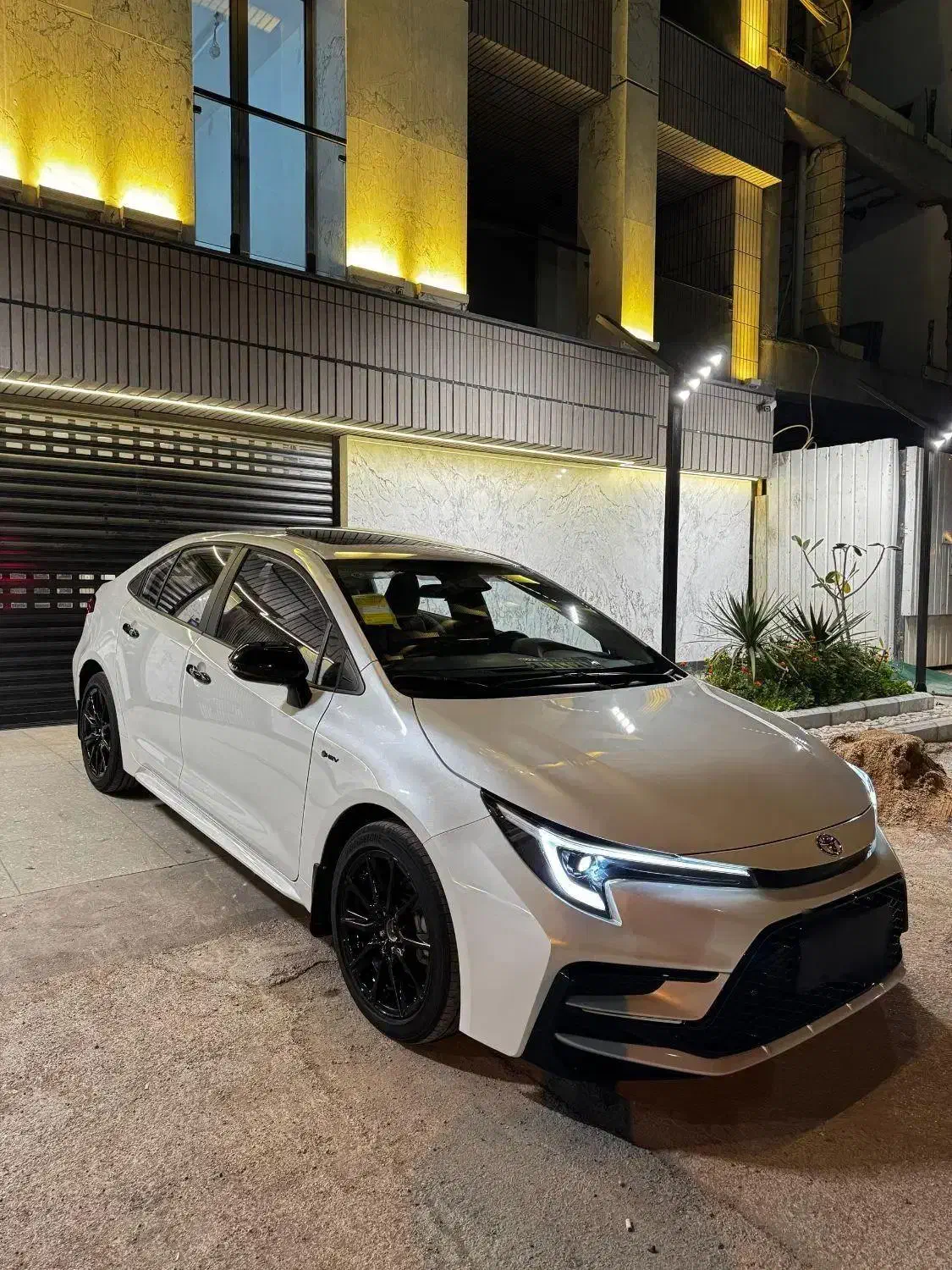 تویوتا لوین هیبرید2025|خودرو سواری و وانت|اهواز, سید خلف|دیوار