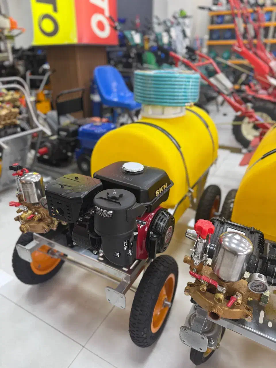 سمپاش فرغونی.برقی.زنبه ای|ماشین‌آلات صنعتی|کرج, کمال‌شهر|دیوار