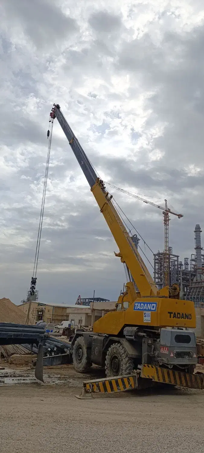 جرثقیل تادانو ۲۰ تن|خودرو سنگین|بندر امام خمینی, |دیوار