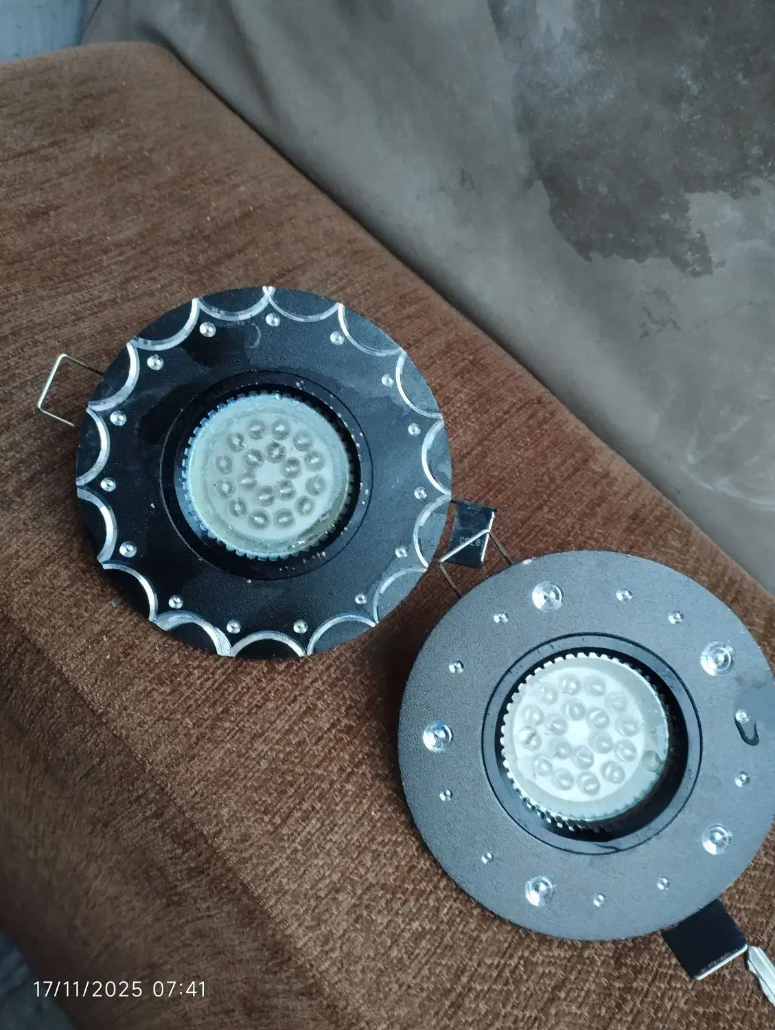 هالوژین|لامپ و چراغ|سلماس, |دیوار