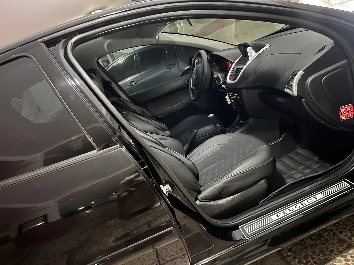 پژو 207 دنده ای|خودرو سواری و وانت|فردیس, فردیس|دیوار