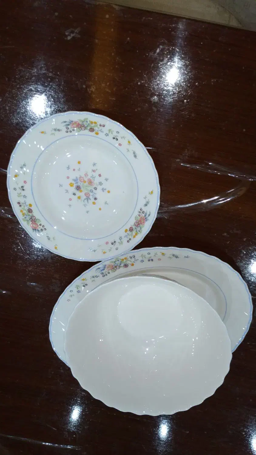 ۳عدیس ۳ دست بشقاب|ظروف سرو و پذیرایی|خوی, |دیوار