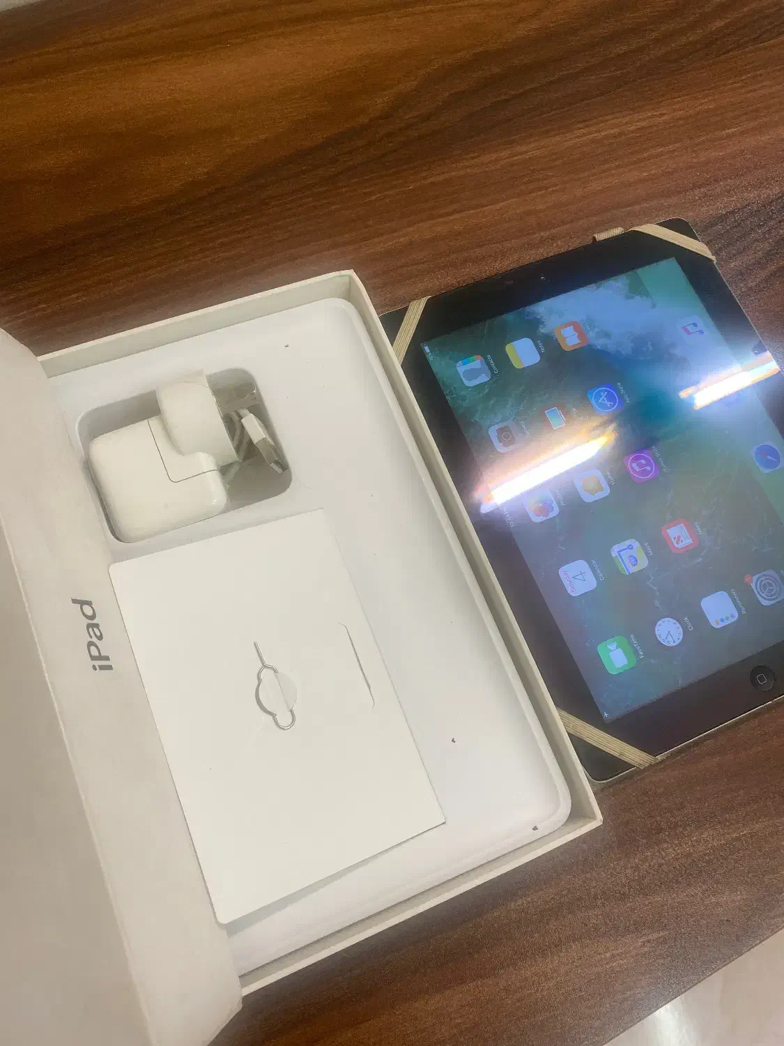 آیپد Air 1 128GB خاکستری فضایی سالم، لوازم کامل|تبلت|تهران, نازی‌آباد|دیوار