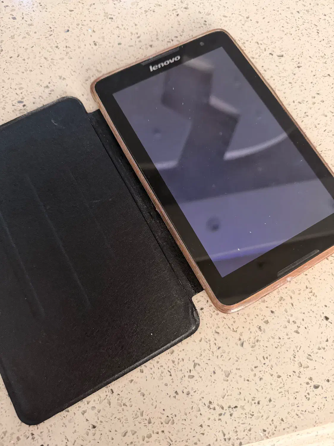 تبلت نیاز به تعمیر|تبلت|اسلام‌شهر, باغ فیض|دیوار