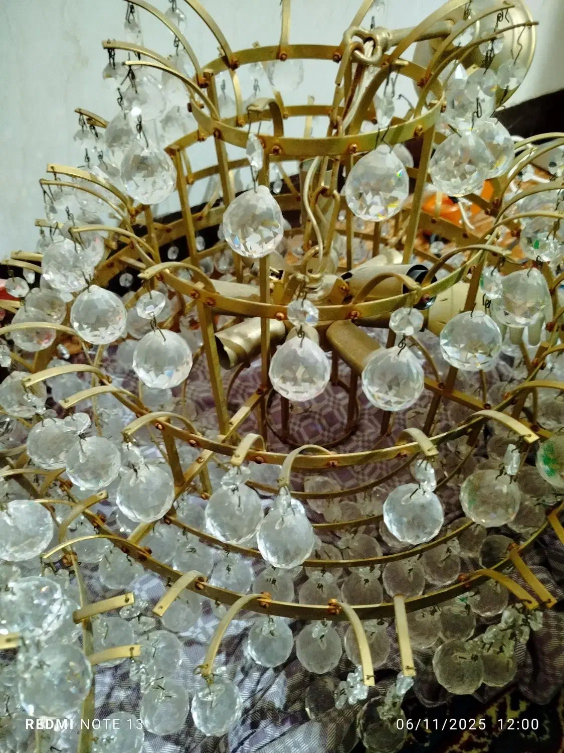 لوستر سالم چهار عدد دو‌عدد بزرگ دو عدد متوسط|لوستر و چراغ آویز|اهواز, فاز ۲ پادادشهر|دیوار