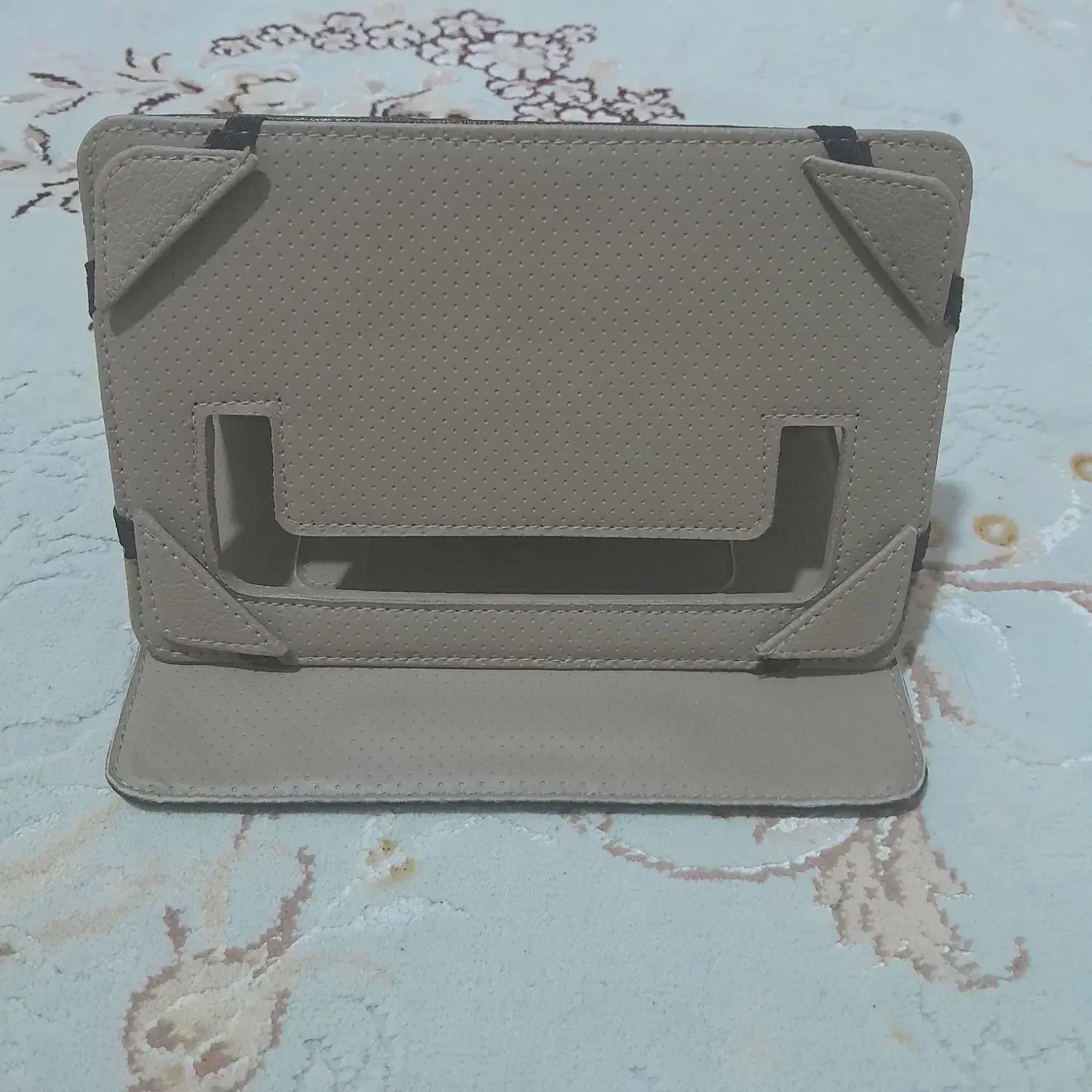 نگهدارنده تبلت|لوازم جانبی موبایل و تبلت|کرج, اصفهانی‌ها|دیوار