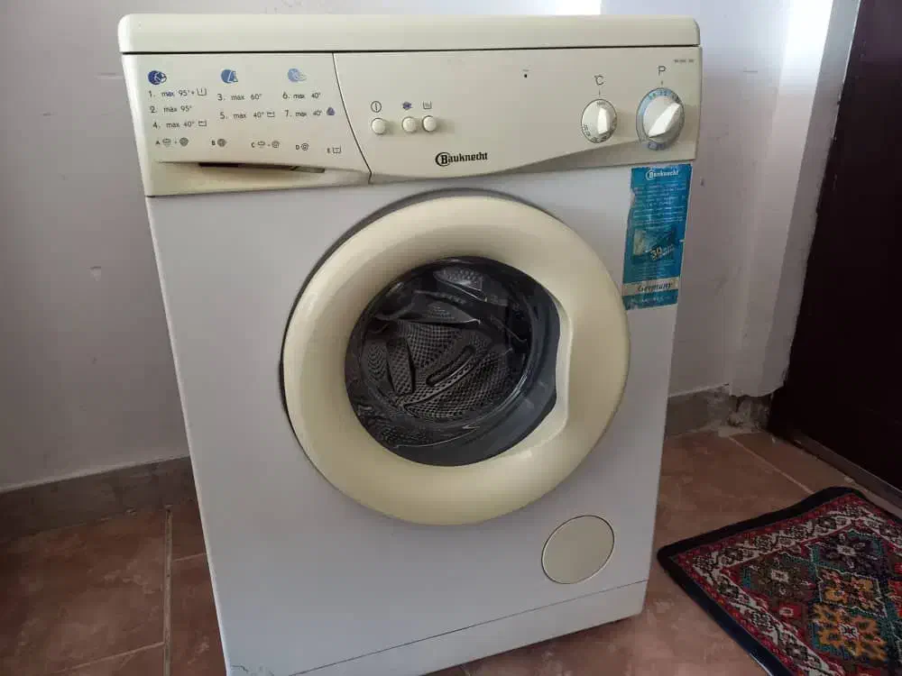 ماشین لباسشویی|ماشین لباسشویی و خشک‌کن لباس|بروجرد, |دیوار