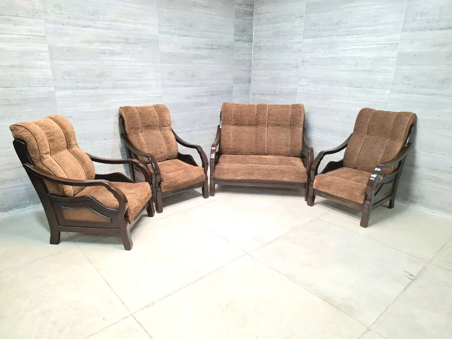 مبل پاسنگی فندوقی|مبلمان اداری|اصفهان, جلالیه|دیوار