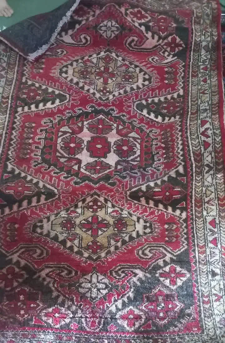 فرش قدیمی|فرش|شاهین‌شهر, گرگاب|دیوار